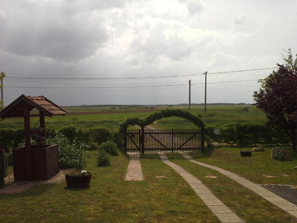 Kiad-Lak Apartmanok - Szep Kartya Elfogado Abadszalok Exterior foto